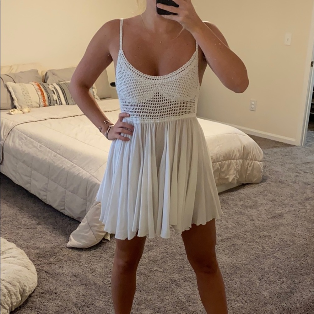 White linen and knit dress